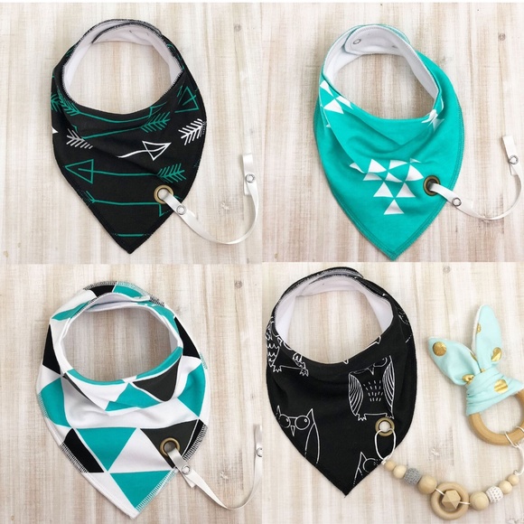 Wise Warrior 4pk - Dribble Bibs w/ Chewy Clips - Picture 1 of 4